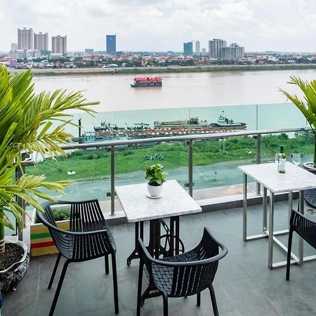 Chilchill Hotel Riverside Phnom Pen Exterior foto