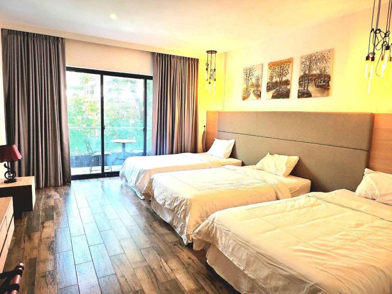Chilchill Hotel Riverside Phnom Pen Exterior foto