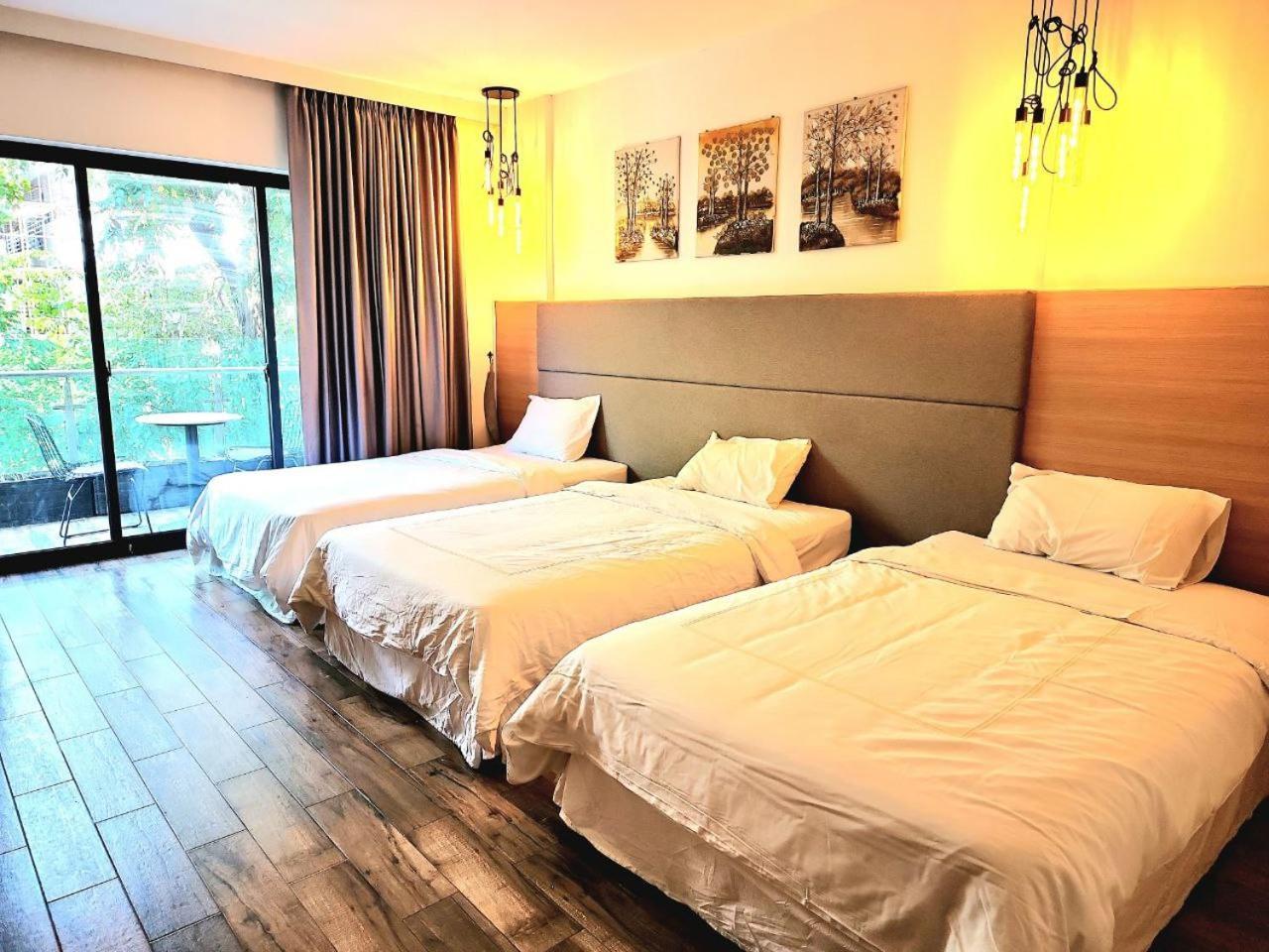 Chilchill Hotel Riverside Phnom Pen Exterior foto