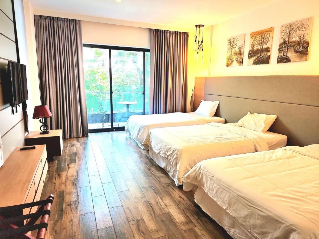 Chilchill Hotel Riverside Phnom Pen Exterior foto