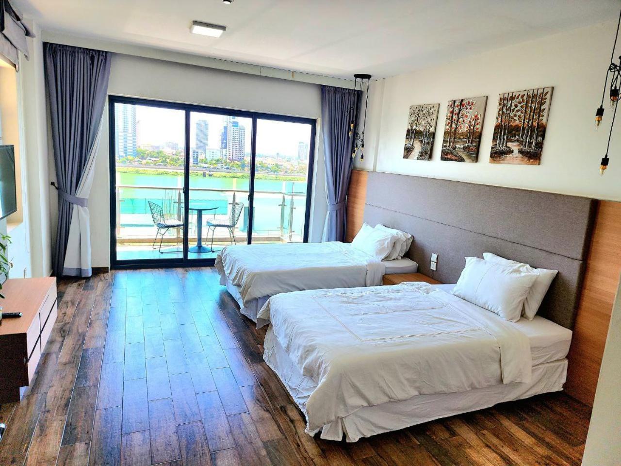 Chilchill Hotel Riverside Phnom Pen Exterior foto