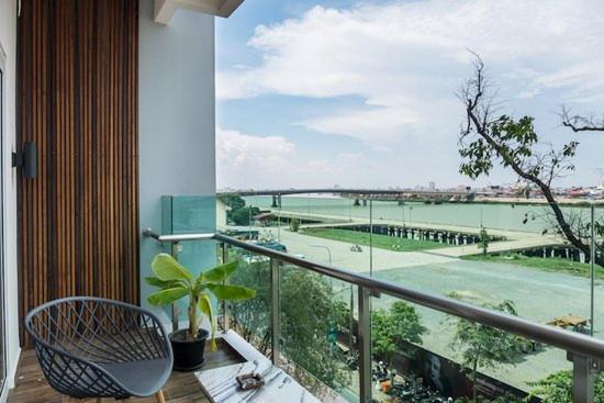 Chilchill Hotel Riverside Phnom Pen Exterior foto